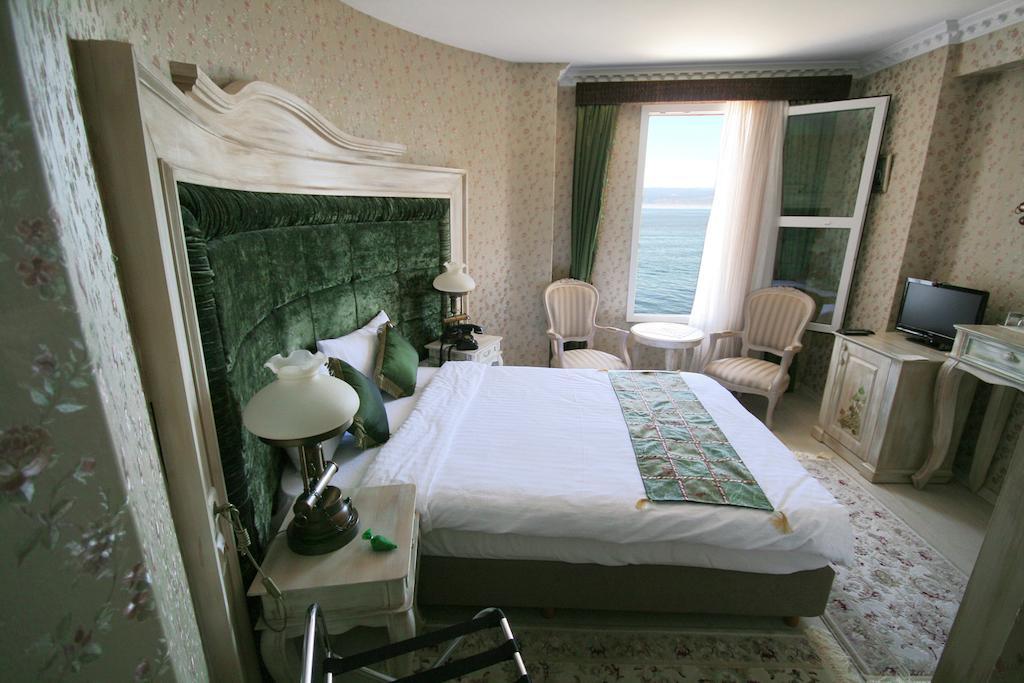 Trilyali Butik Hotel Tirilye 外观 照片